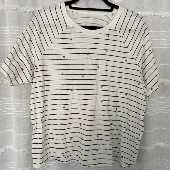 3/$10 SALE Striped Short Sleeve Tee With Heart Design - Picture 1 of 3
